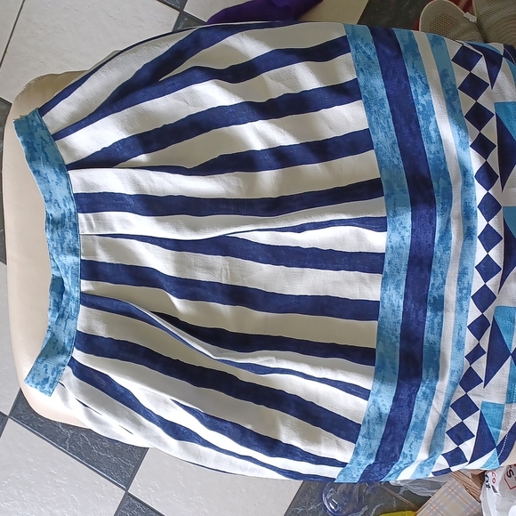 miami Flare Skirt Soft Box Pleats Lined Medium - Picture 1 of 3